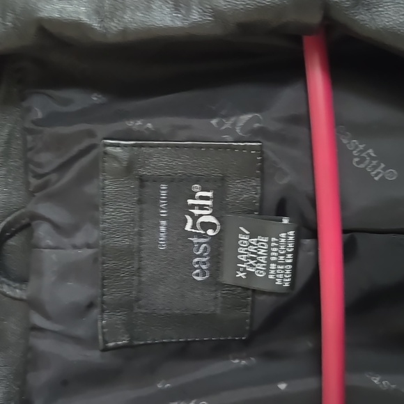 Leather jacket - Picture 2 of 2